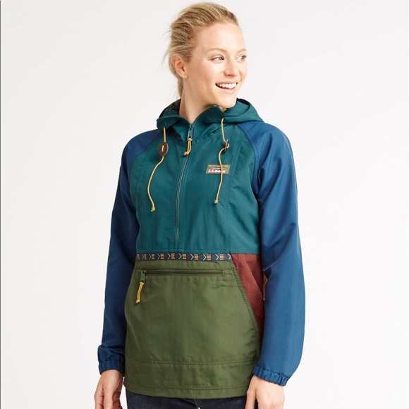 L.L. Bean Jackets & Blazers - L.L. Bean Women's Mountain Classic Anorak Packable Multi-Color Medium P2P: 21”
